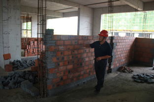 蚌埠校區一期建設工程金屬門窗工程有序推進